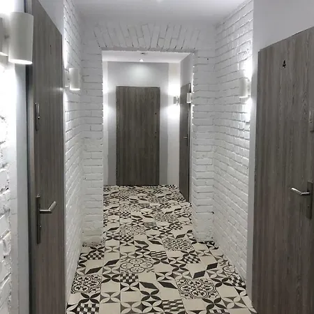 11 アパート クフィジン